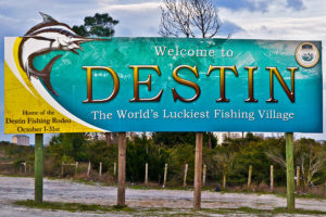 Image of a sign that reads: Welcome to DESTIN